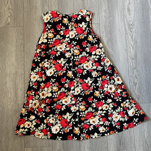 Rose Dress - Picture 5 of 7